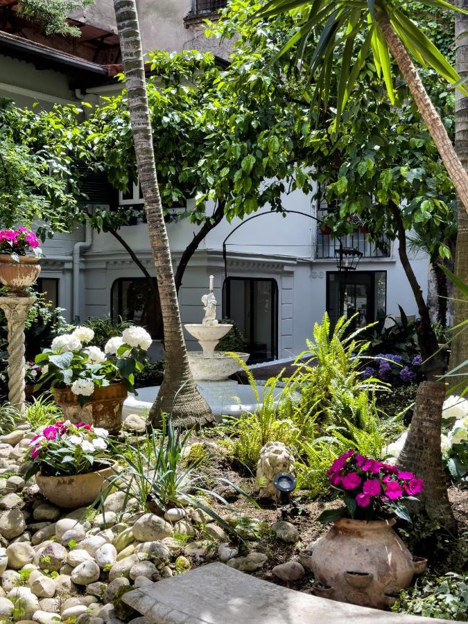 Artemisia Domus - Giardino Hotel Наполи Екстериор снимка