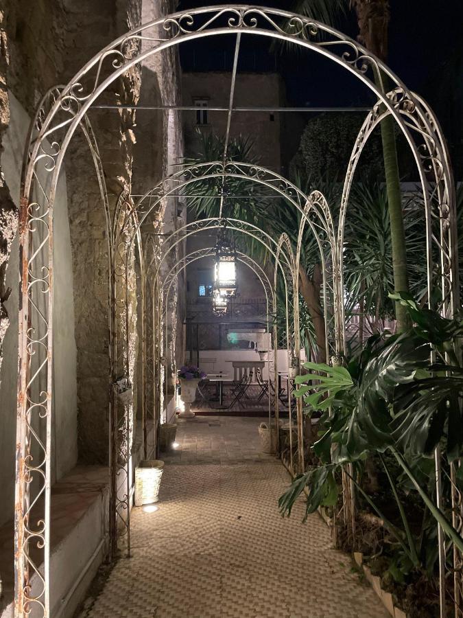 Artemisia Domus - Giardino Hotel Наполи Екстериор снимка