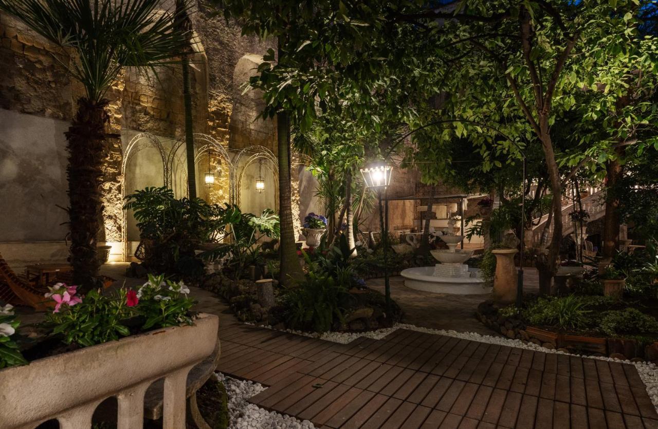 Artemisia Domus - Giardino Hotel Наполи Екстериор снимка